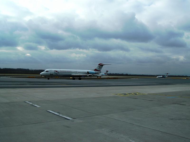 Salzburg Airport 2011 (68).JPG